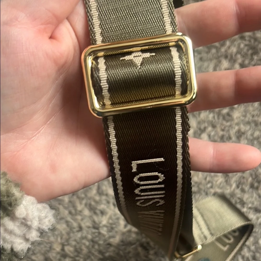 Green trendy bag Strap - Picture 3 of 3
